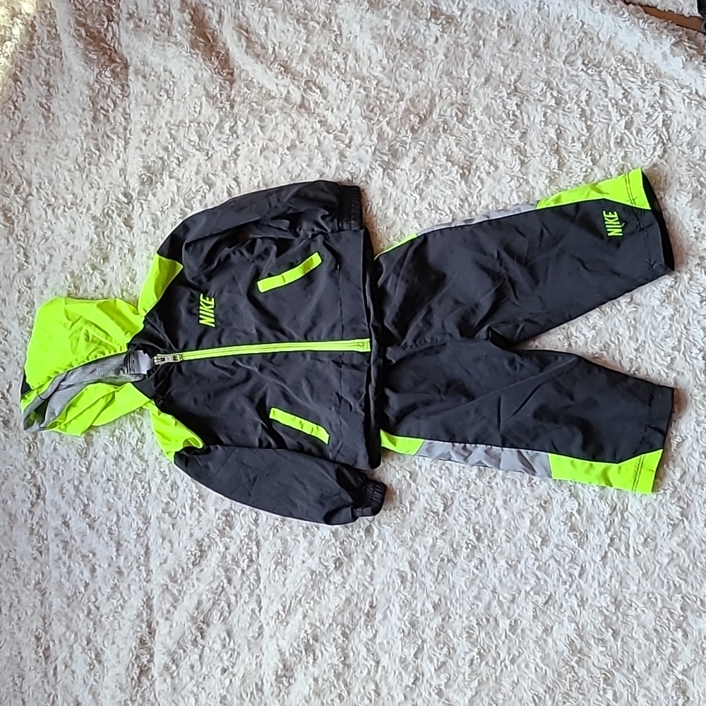 Nike track suit for baby, 12M